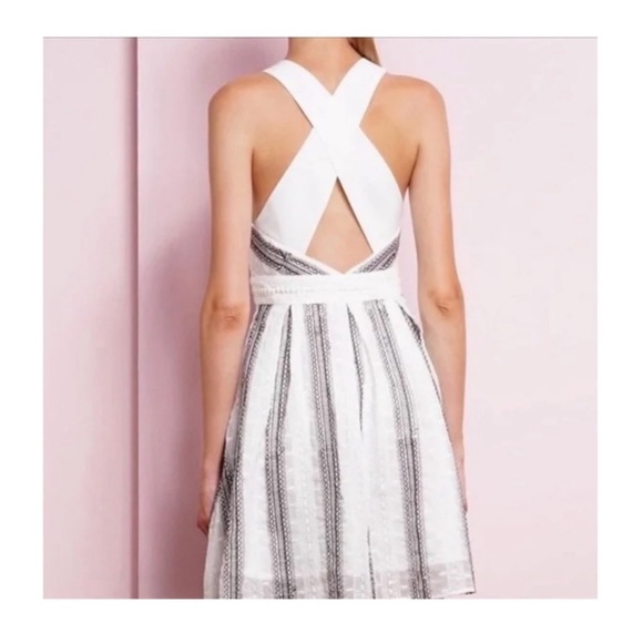 🏷️ adelyn rae white polka dot dress with black embroidery & criss cross back - Picture 3 of 12